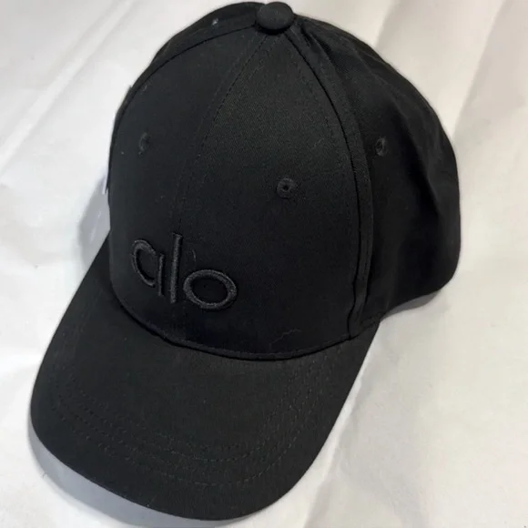 Alo Yoga UNISEX hat - Picture 2 of 5